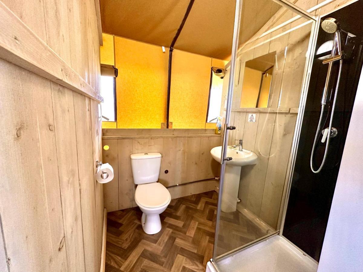 Luxury tent Little Pig Glamping Bude